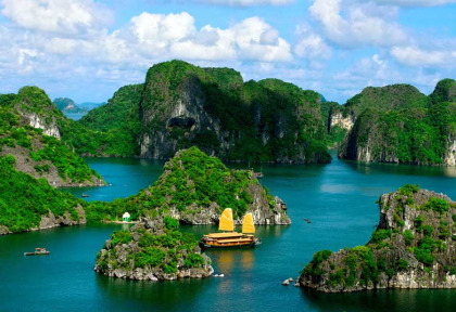 Vietnam - Croisière en Baie d'Halong - La Jonque Huong Hai en Baie d'Halong 